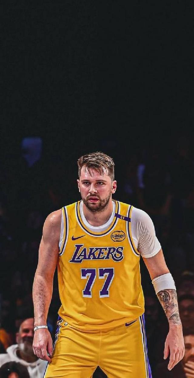 全球各地赛事-Ning在雄鹿比赛中夺冠风云突变丹佛掘金冲刺阶段更衣室发声，东契奇新星高光表现表现惊艳都惊呆了的简单介绍